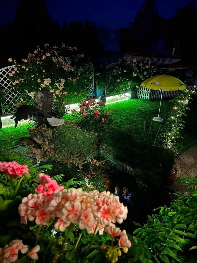 Ubytovani Na Hrazi 91 ซนอยโม ภายนอก รูปภาพ